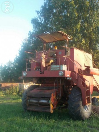 Kombajn Bizon Z056 BRUTTO rozdrabniacz 84r dobry stan techniczny — zdjęcie 3