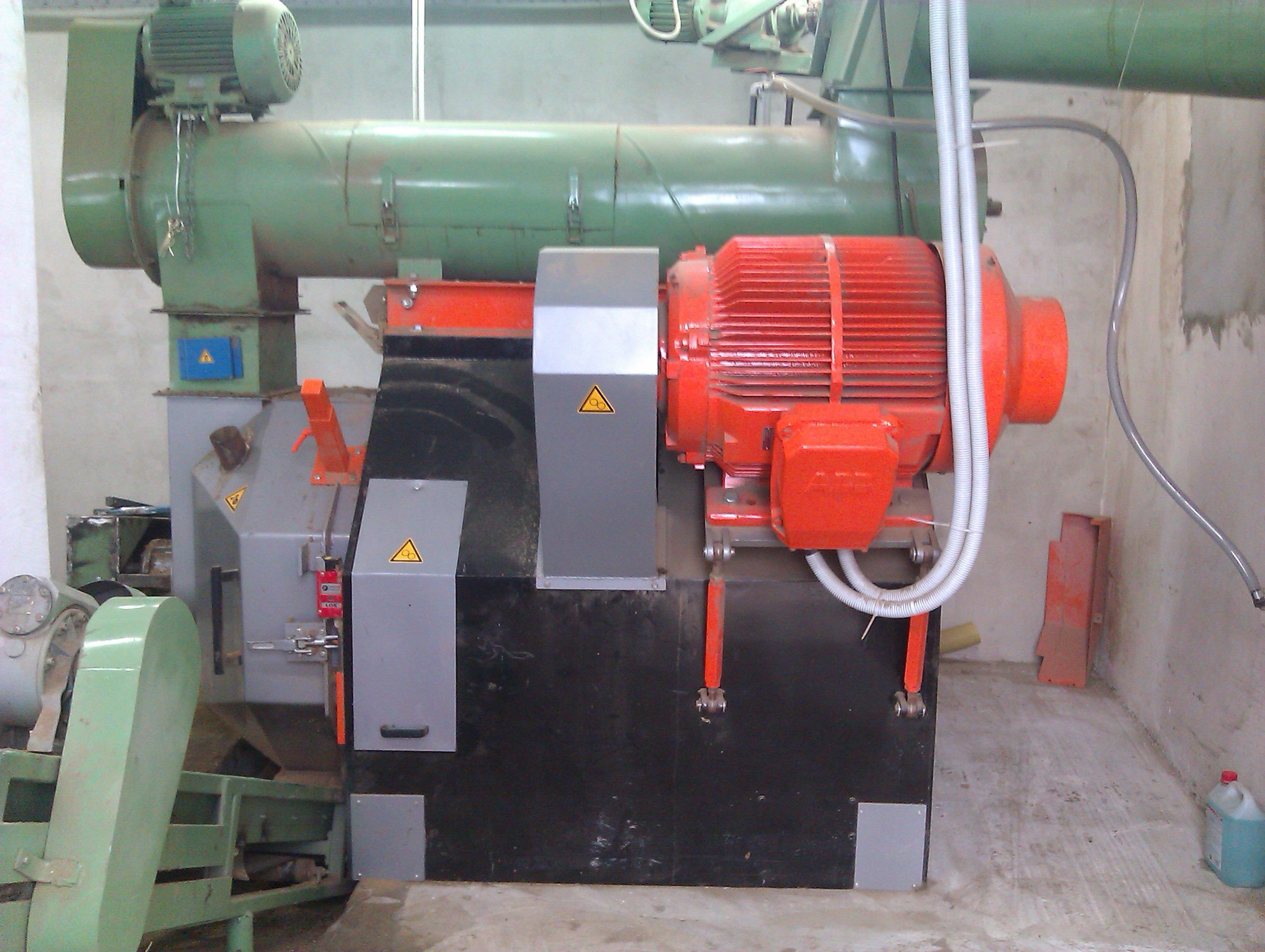 Granulator DMT MAXIMA 700