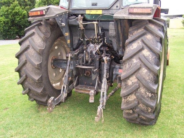 2001 Massey Ferguson 6270 — zdjęcie 2