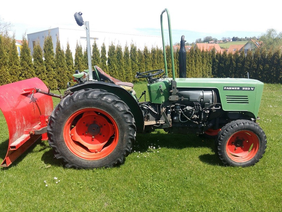 Ciągnik Fendt Farmer V-II03 — zdjęcie 3