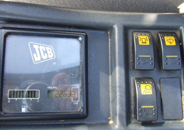 Midi koparki: JCB 8060 z roku 2007 — zdjęcie 5