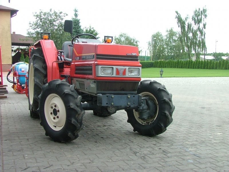 Mini traktorek Yanmar FX 285, 28KM, 4x4 — zdjęcie 2
