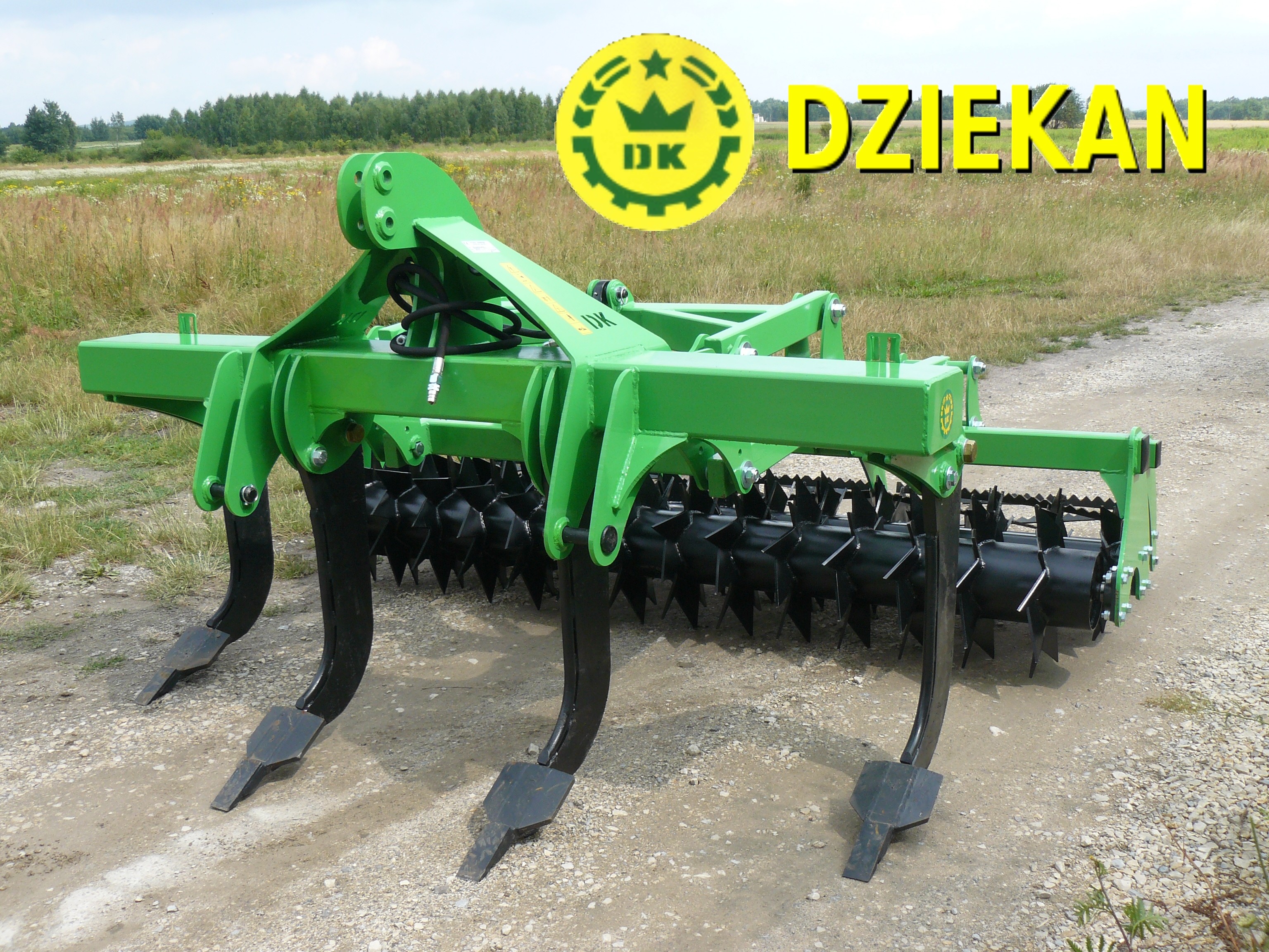 Susza Bez Szans Głębosz F2Z mulczujący w kształcie V PUPH Dziekan — zdjęcie 2