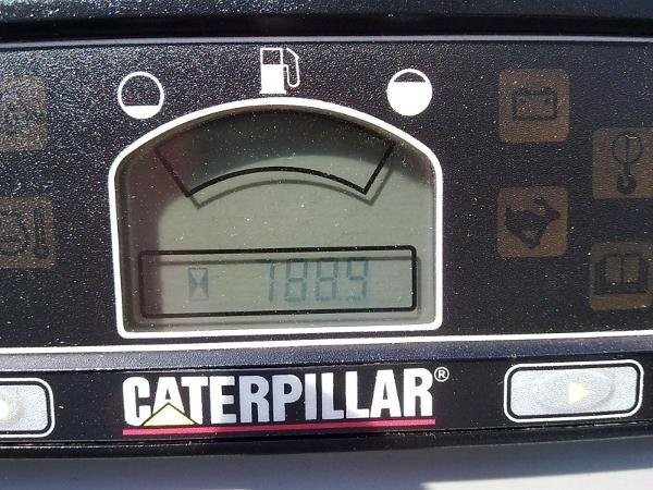 Koparka / Minikoparka CAT 3018 --- rocznik: 2008 — zdjęcie 2