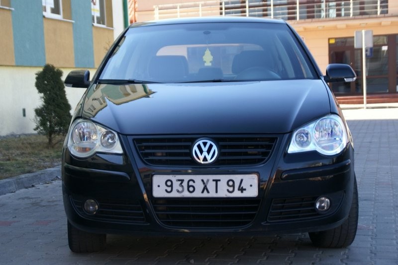SPRZEDAM VW POLO 2005r — zdjęcie 1