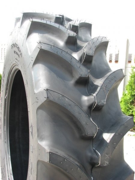 14.9 R28 OPONA URSUS C 360 FIRESTONE 380/85 R28 — zdjęcie 3