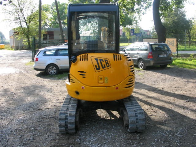 Okazja! Mini koparka JCB 802.5 ZTS z 2007 roku — zdjęcie 3