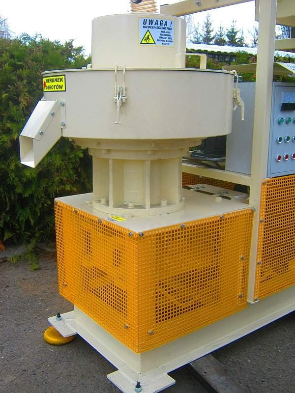PELLECIARKA PIERŚCIENIOWA PEL-400, SILNIK 37 kW — zdjęcie 1
