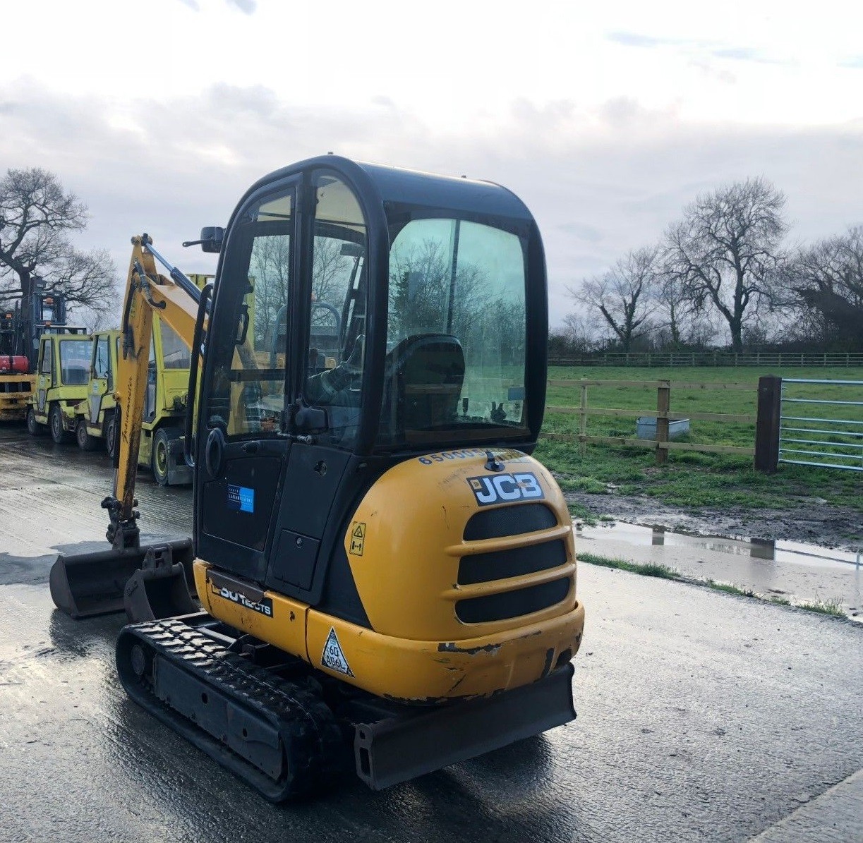 Minikoparka JCB 8C01TT 8S — zdjęcie 2