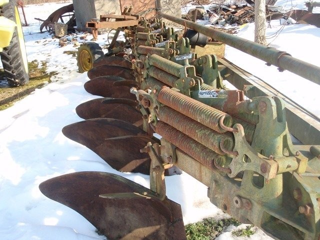 Sprzedam Pług PHX 6 skibowy — zdjęcie 1