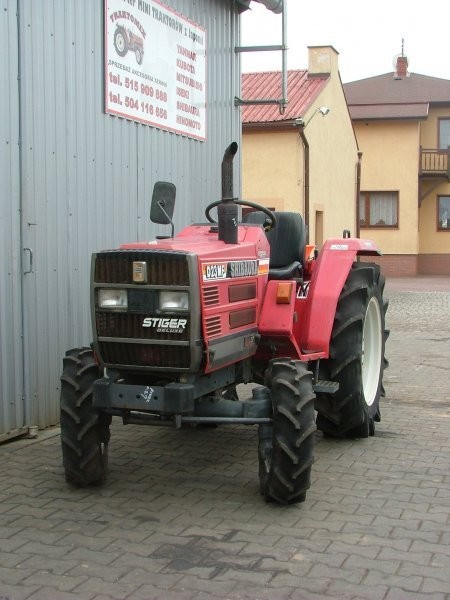 Mini traktorek Shibaura D23MF, 27KM, 4x4 — zdjęcie 1