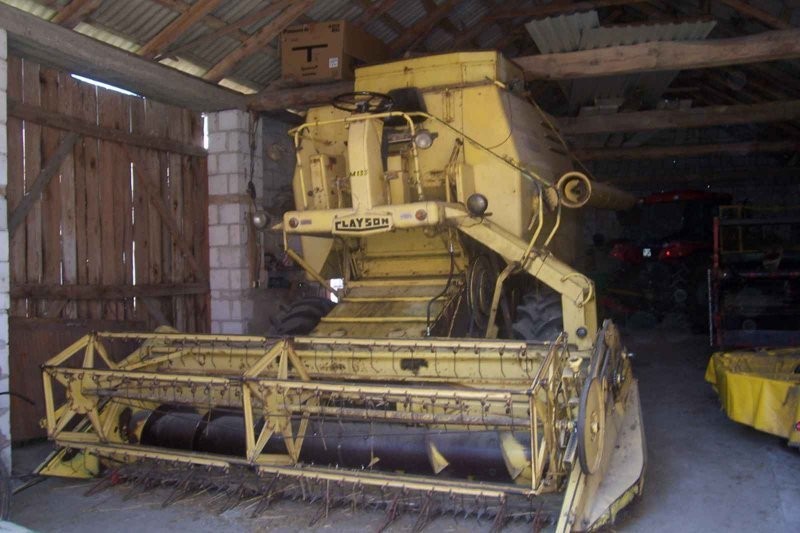 Sprzedam kombajn zbożowy New Holland M133. — zdjęcie 3