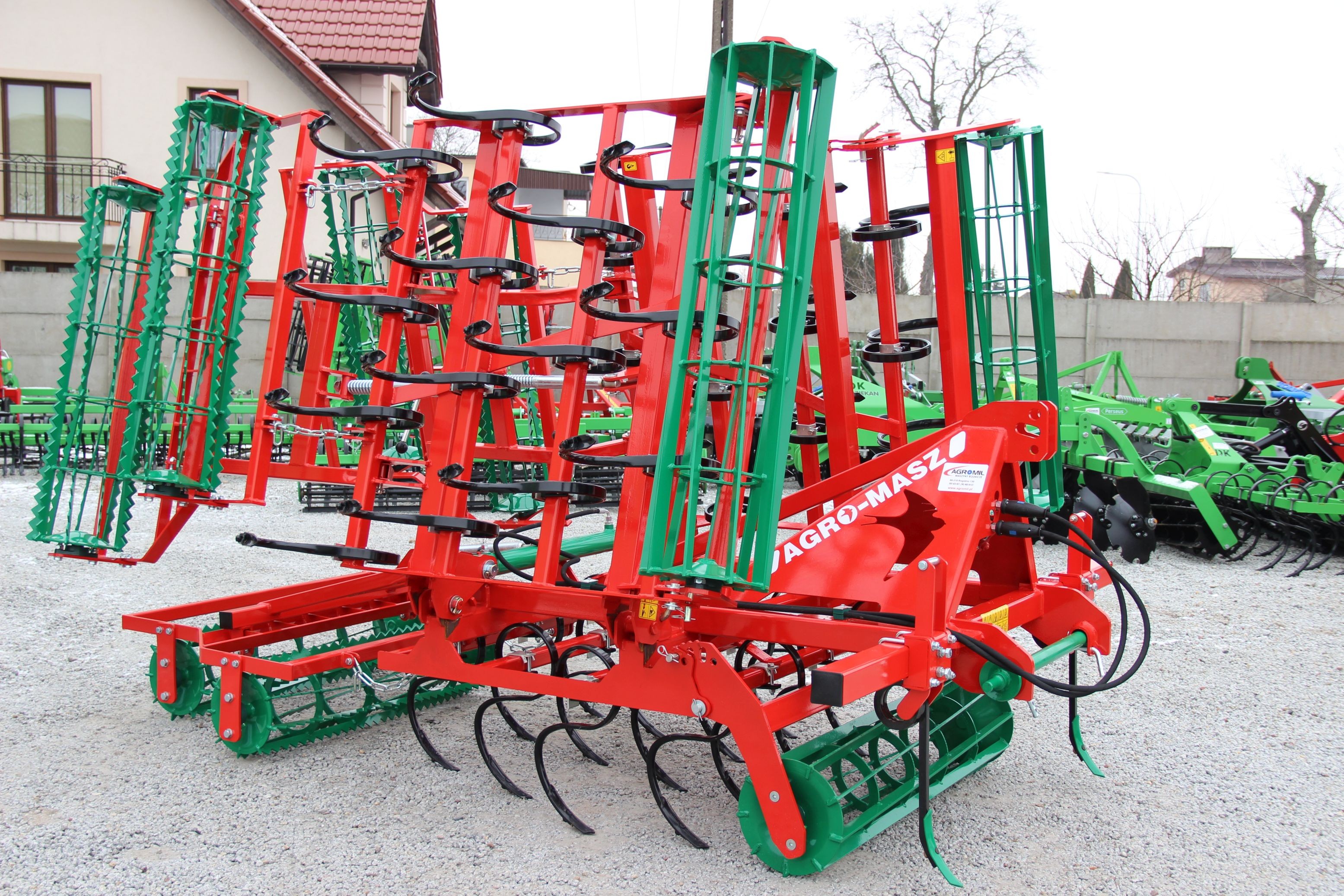Agregat uprawowy hydrauliczny AGRO-MASZ hydraulicznie składane — zdjęcie 2