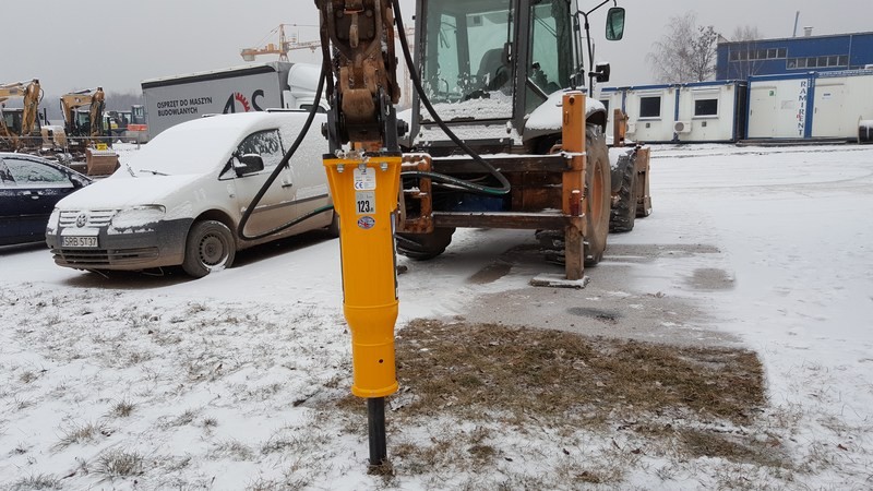 Młot hydrauliczny do koparko-ładowarki JCB 3CX CAT 428 CASE 580 — zdjęcie 7