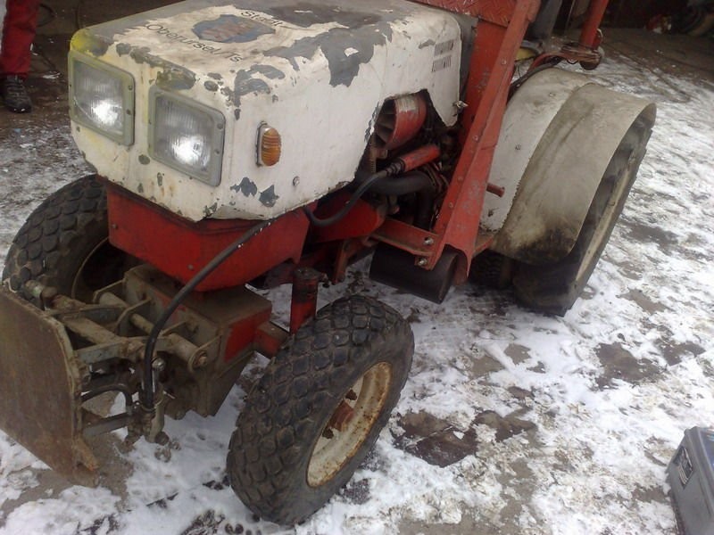 TRAKTOREK TRAKTOR GUTBROD OGRODNICZY I NIE TYLKO — zdjęcie 4