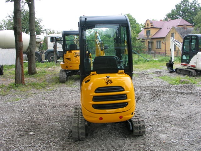Sprzedam koparki JCB 8018, rok: 2007-2011 — zdjęcie 3