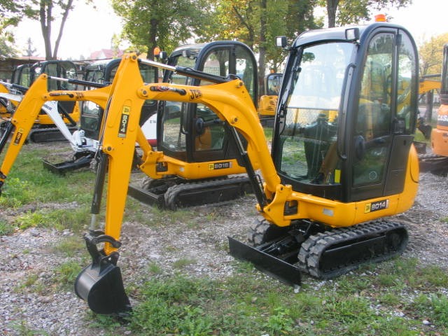 Minikoparki JCB 8014 2012 - dwie sztuki — zdjęcie 2