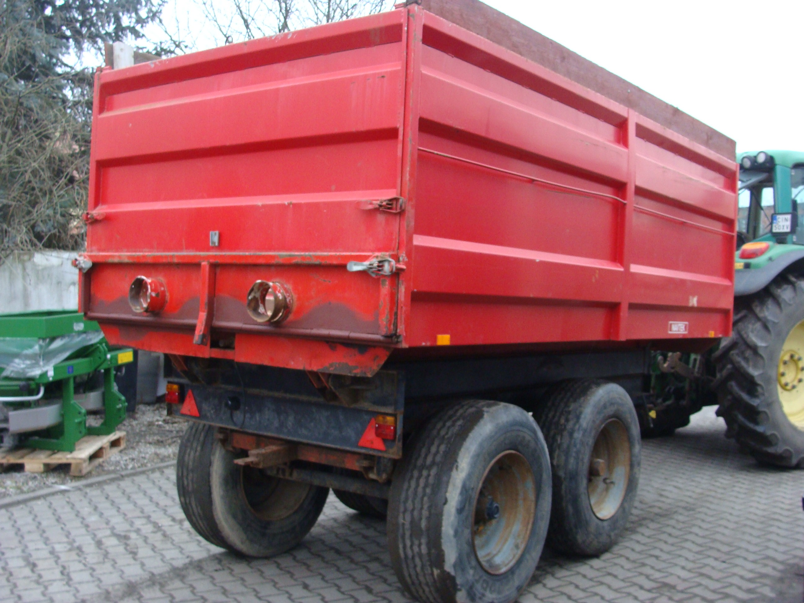 przyczepa rolnicza tandem wysoki wywrot — zdjęcie 8