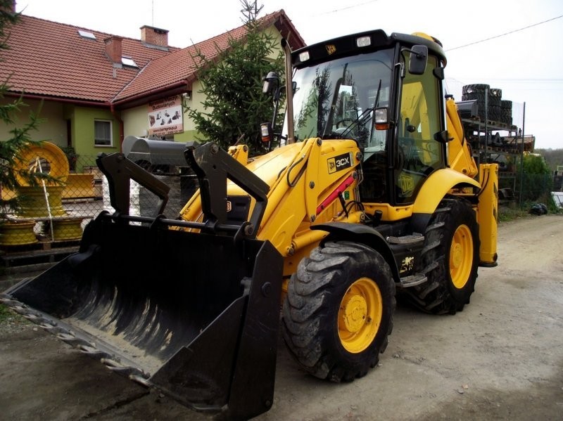 JCB 3CX CONTRACTOR 2003 rok — zdjęcie 1