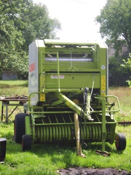Claas Rollant 160 04r. stan idealny — zdjęcie 1